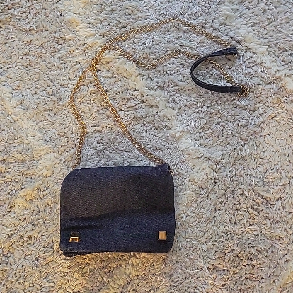 Steve Madden blue denim bag with gold chain strap